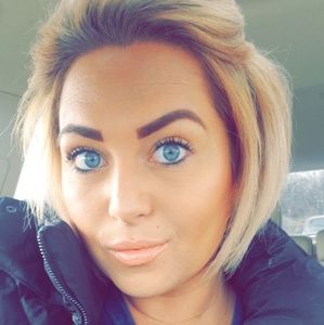 Meet your Posher, Natasha